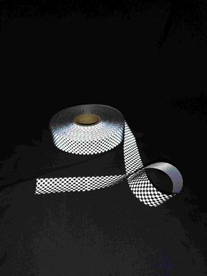 Fortement bandes réfléchissantes de sécurité de tissu de coton de sangle réfléchissante de visibilité pour des chaussures de sacs d'uniformes
