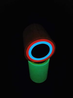 Autocollant phosphorescent lumineux de petit pain de vinyle fluorescent adhésif réfléchi de bande