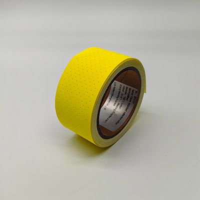 Haut argent de visibilité de bande réfléchie ignifuge perforée pour le sapeur-pompier Suits d'habillement