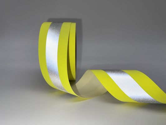 Tape de tissu réfléchissant résistant au feu jaune argent jaune appliquée sur les vêtements de sécurité