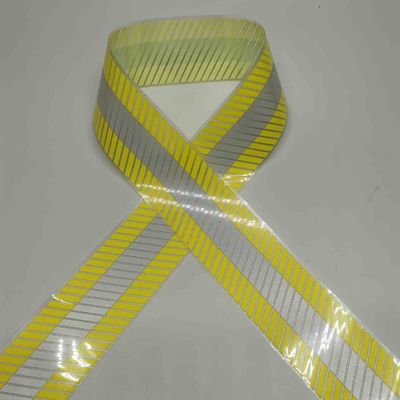 Tissus réfléchissants en rouleaux de polyester
