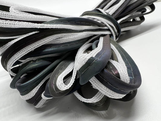Polyester argenté rouleaux de tuyauterie réfléchissants Visibilité Adhésif activé par la chaleur Lavable jusqu'à 50 cycles
